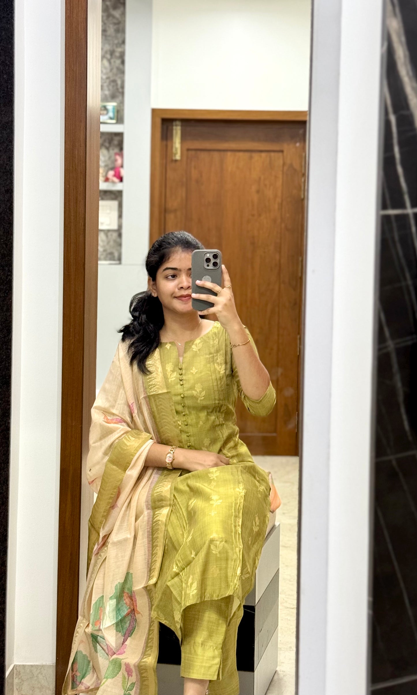 Dhivya