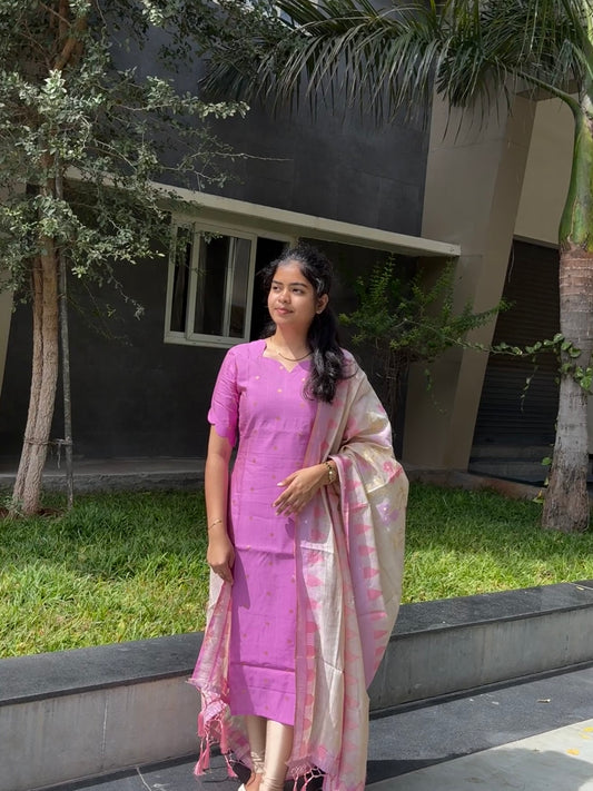 Nilaa